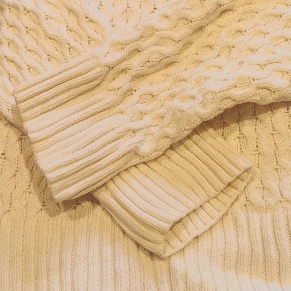 White knitted sweater - Picture 5 of 5